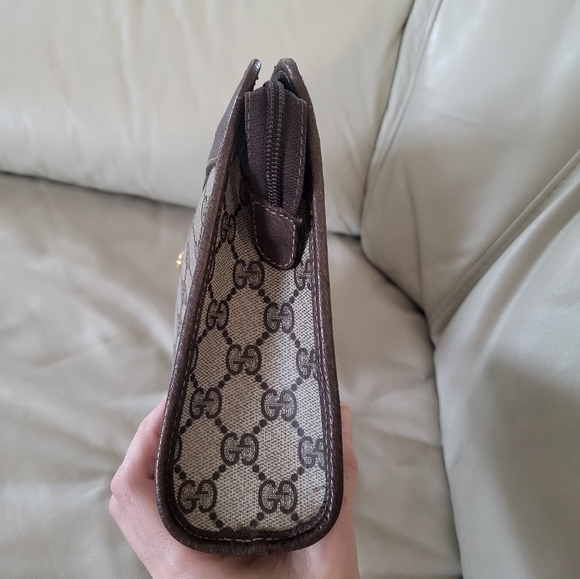 Vintage Gucci clutch - Picture 4 of 16